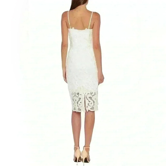 BARDOT- NWT Lina Lace Sheath Dress
Sz US Small/ 6 Color Ivory - Picture 2 of 11